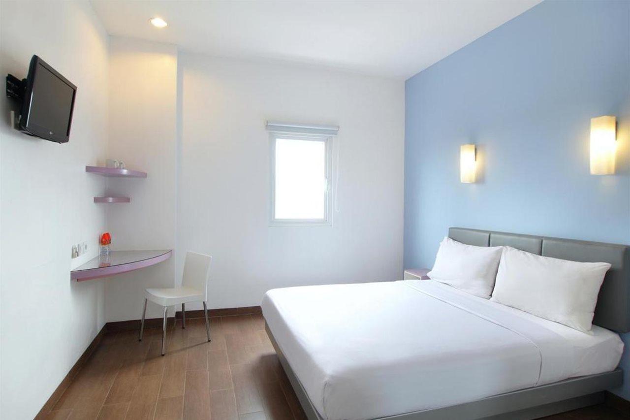 Hotel Amaris Кута Екстер'єр фото
